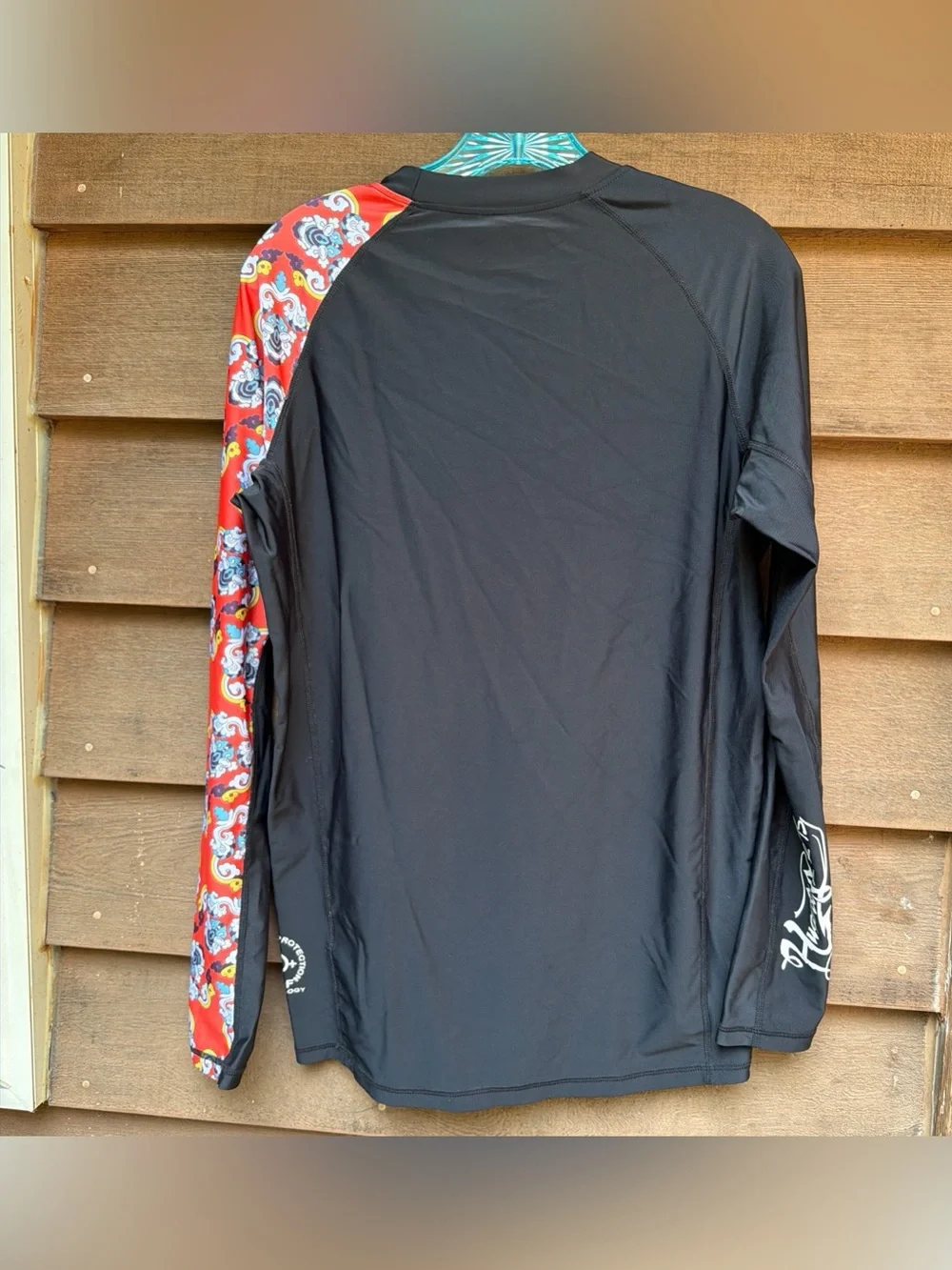 HUGE SPORTS One for All Essential Long Sleeves Rash Guard Champ - Bee together L